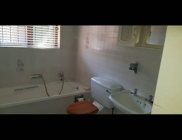 3 BEDROOM SIMPLEX RENTED IN PELHAM